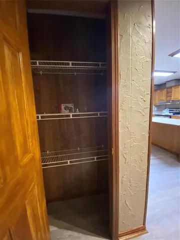 $2,200 | 6809 Red Fox Court, Granbury, TX 76049