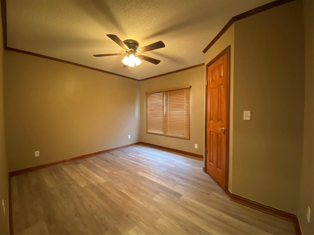 6809 Red Fox Court Granbury, TX 76049 - Photo 29 of 39