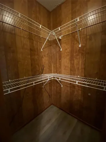 $2,200 | 6809 Red Fox Court, Granbury, TX 76049