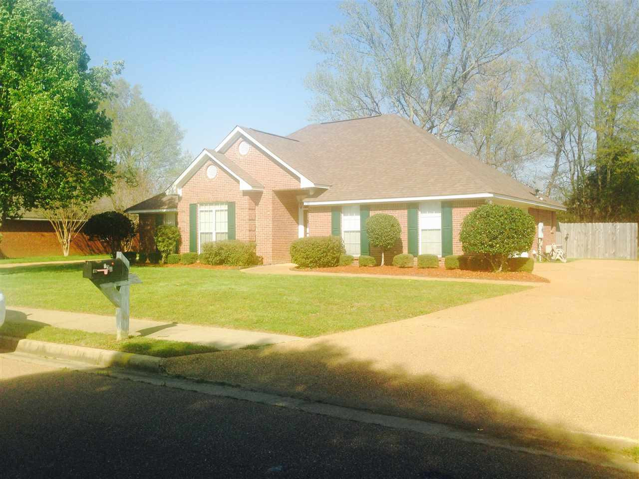 130 Hunters Row Madison, MS 39110 - Photo 1 of 13 Photo 1