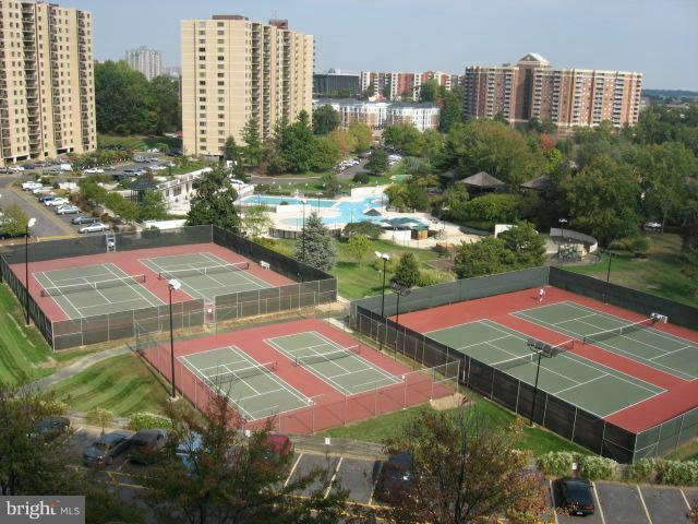 307 Yoakum Parkway, Unit 1024 Alexandria, VA 22304 - Photo 43 of 50 a view of a city with tall buildings