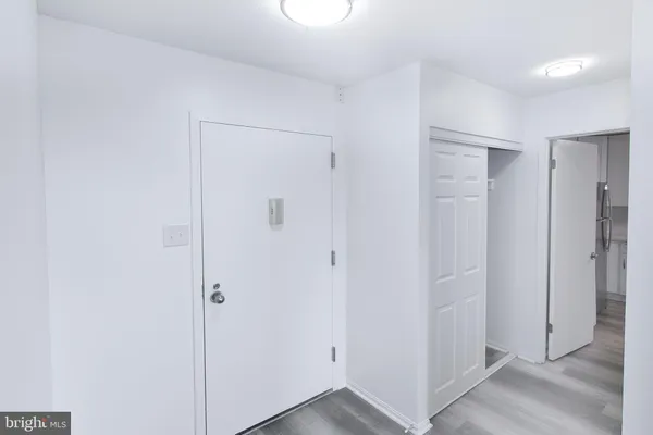 $369,900 | 307 Yoakum Parkway, Unit 1024, Alexandria, VA 22304