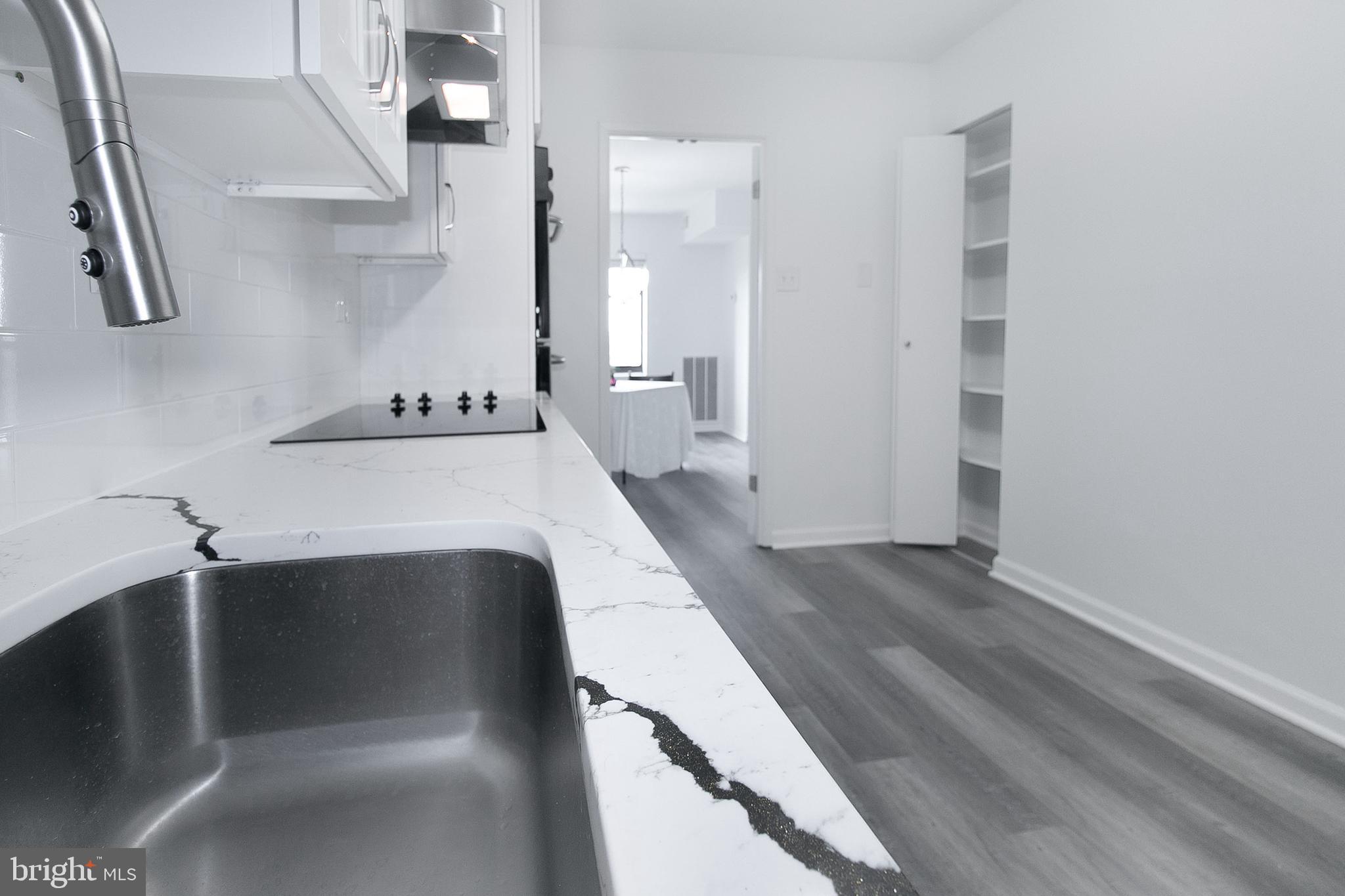 307 Yoakum Parkway, Unit 1024 Alexandria, VA 22304 - Photo 9 of 50