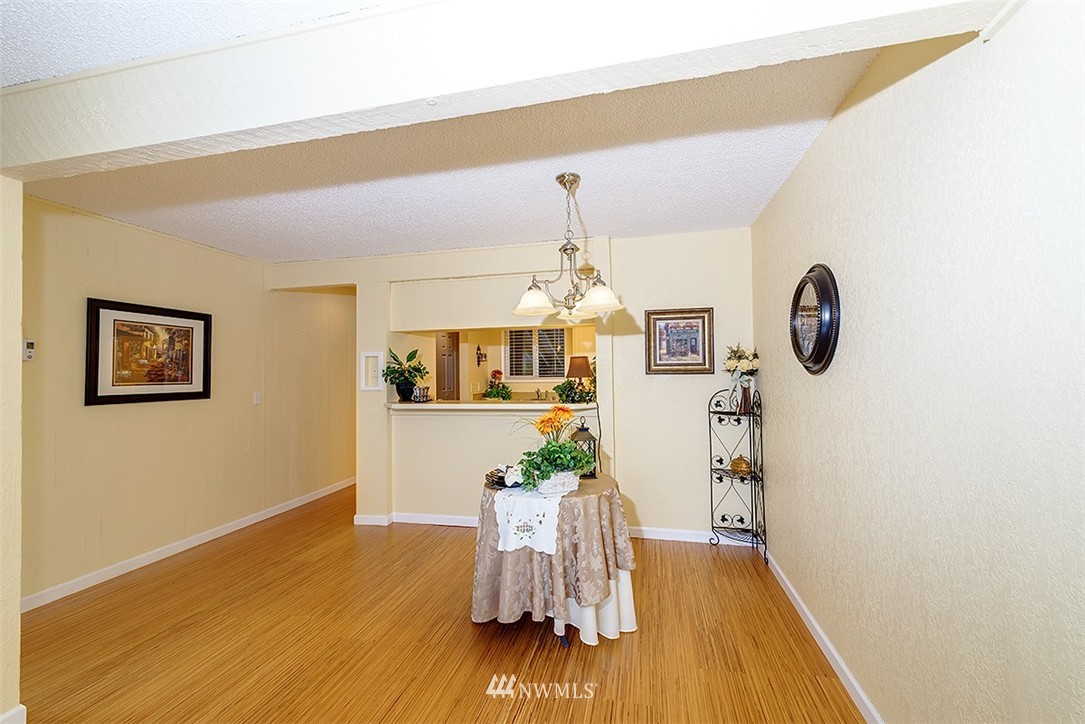 7581 Old Redmond Road, Unit 5 Redmond, WA 98052 - Photo 8 of 14
