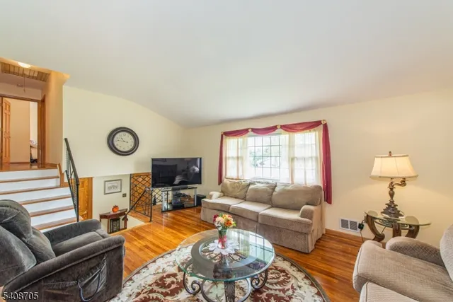 $599,900 | 4 George Street, Succasunna, NJ 07876