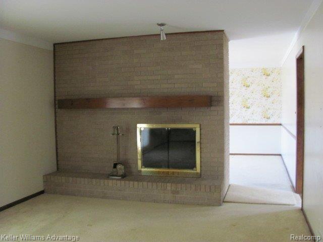 1835 East Snell Road Rochester, MI 48306 - Photo 3 of 8 snell living room