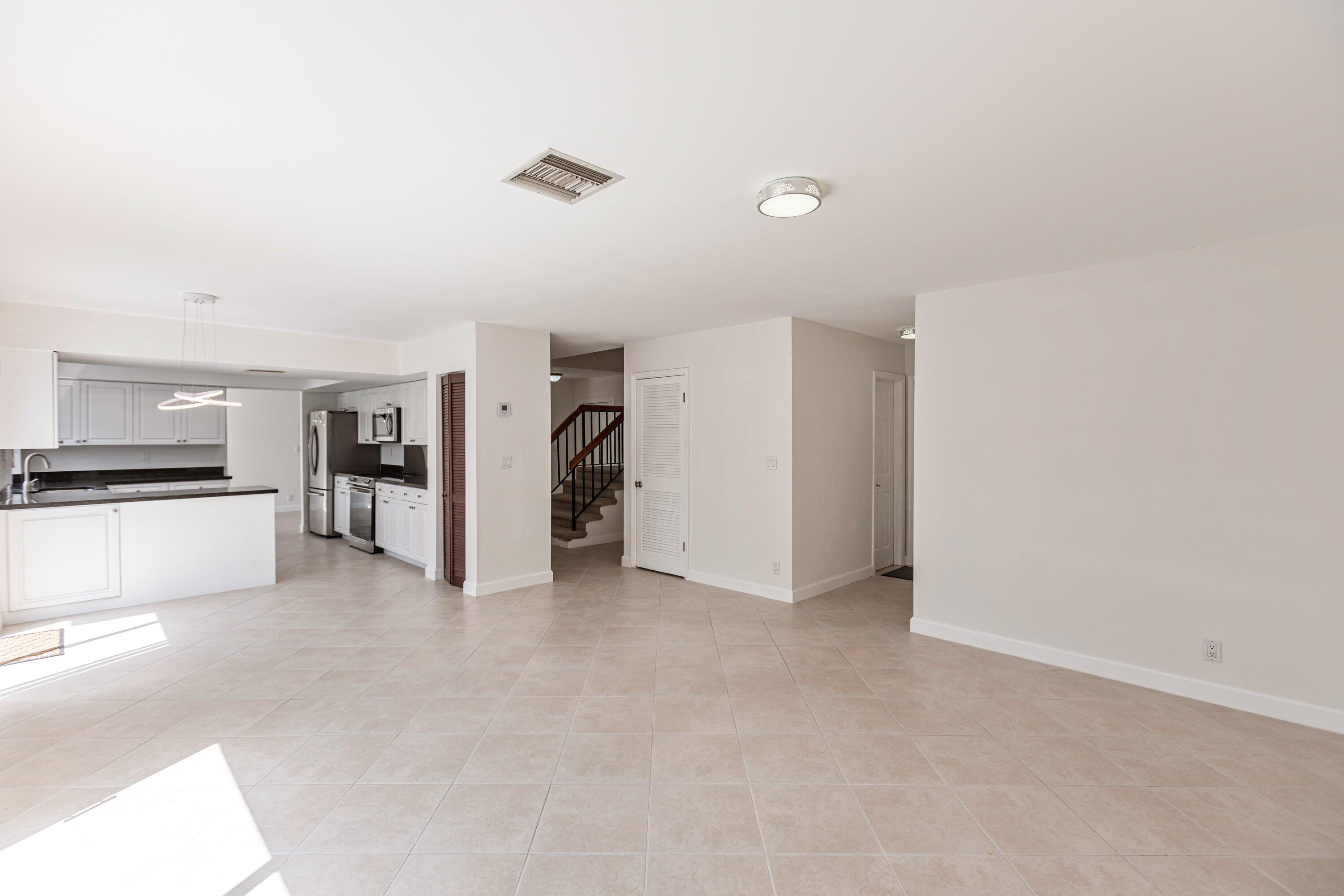 11360 Little Bear Way Boca Raton, FL 33428 - Photo 13 of 49 17-Photo-17