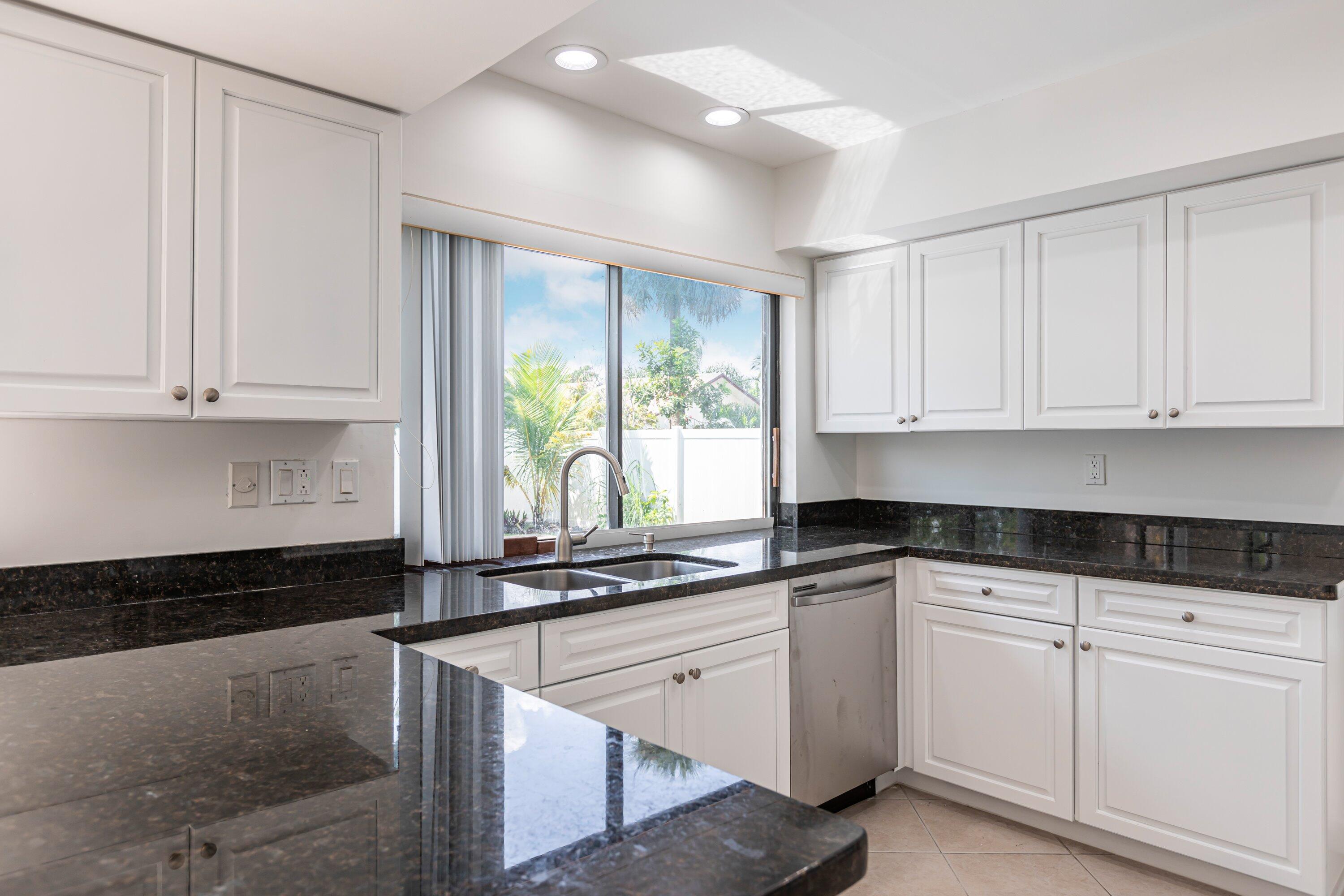 11360 Little Bear Way Boca Raton, FL 33428 - Photo 20 of 49 22-Photo-22
