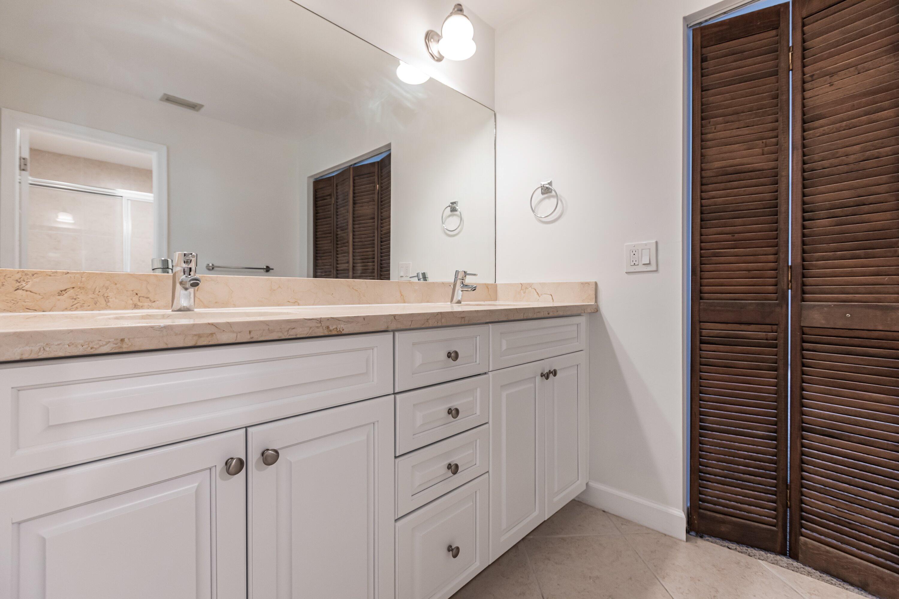 11360 Little Bear Way Boca Raton, FL 33428 - Photo 34 of 49 42-Photo-42