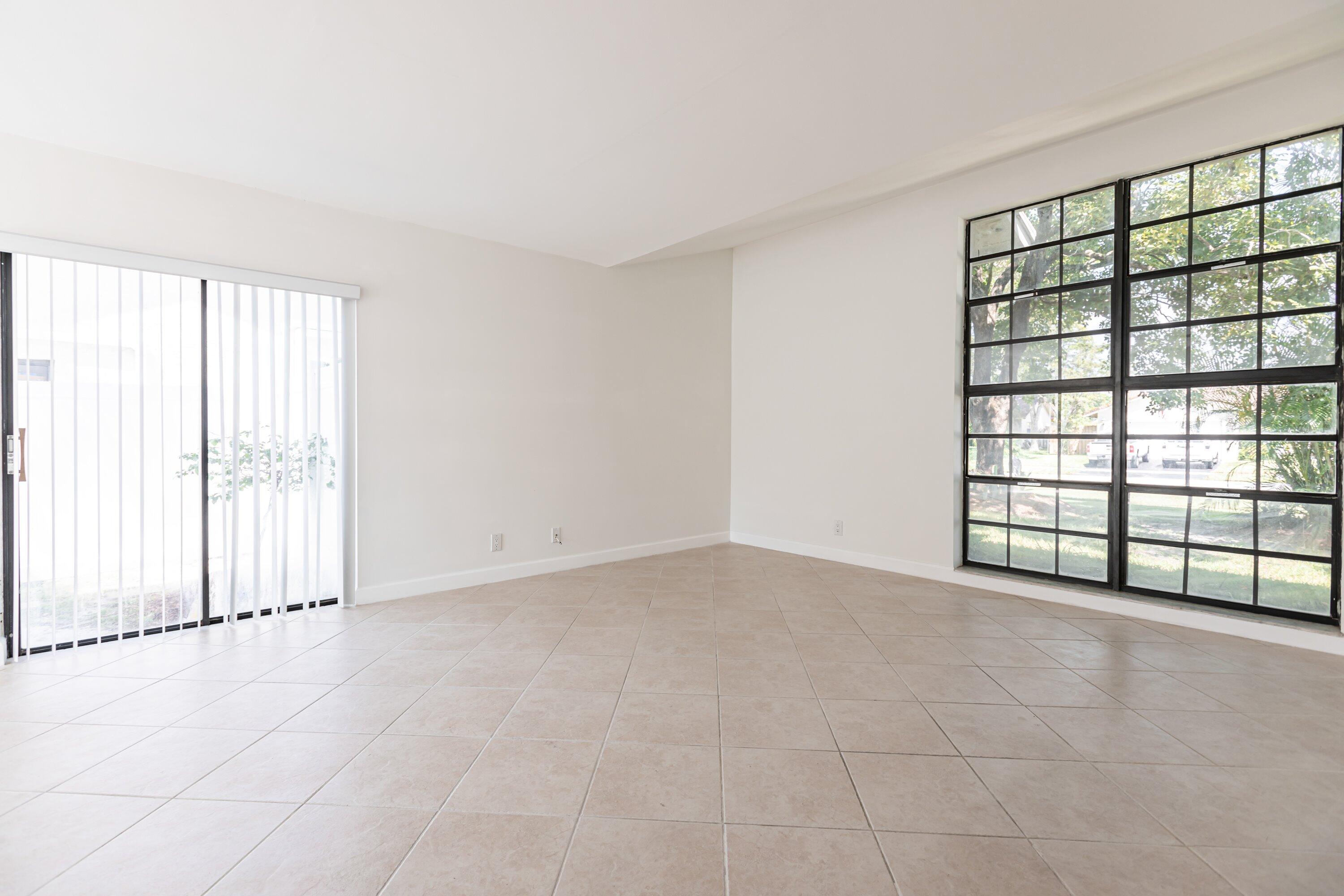 11360 Little Bear Way Boca Raton, FL 33428 - Photo 9 of 49 13-Photo-13