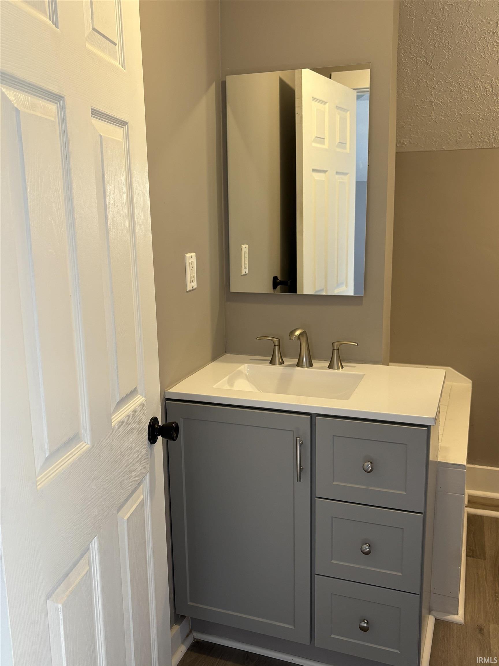 804 Nuttman Avenue Decatur, IN 46733 - Photo 13 of 17