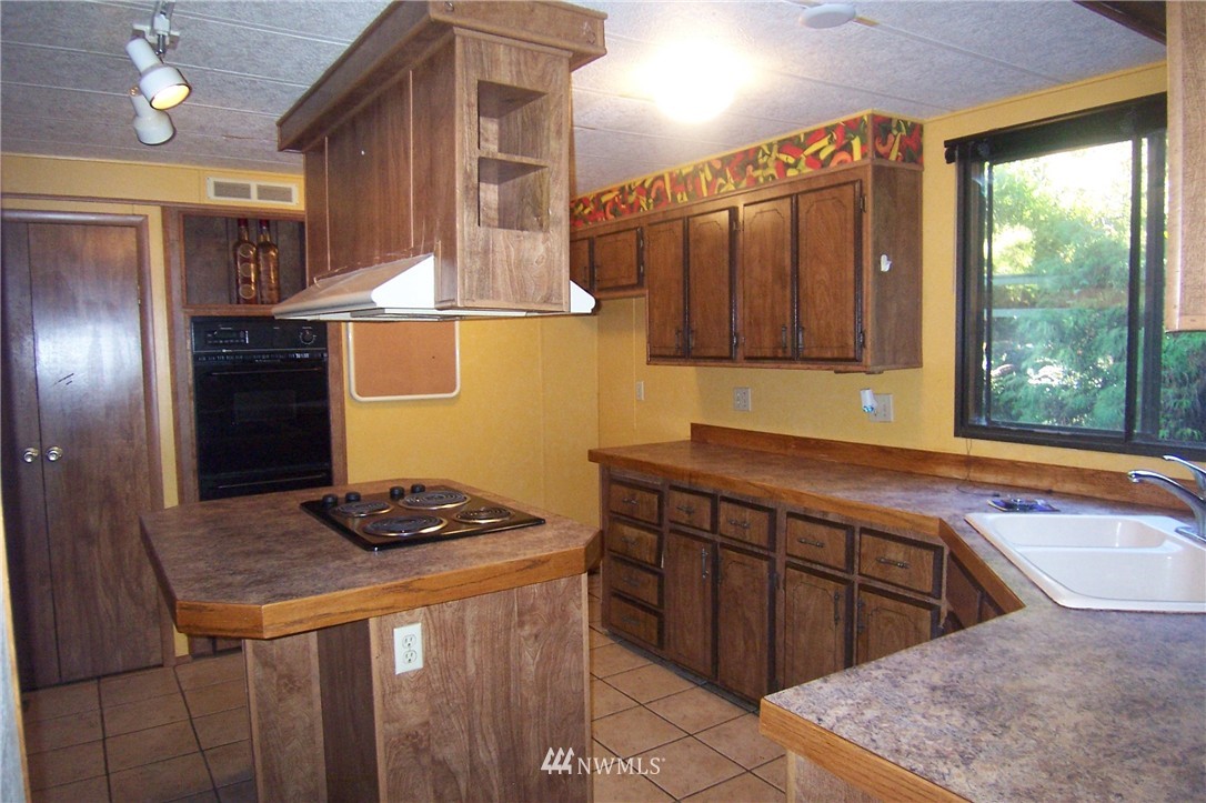 3525 Arvick Road Southeast Port Orchard, WA 98366 - Photo 21 of 25 Gallery Image 21