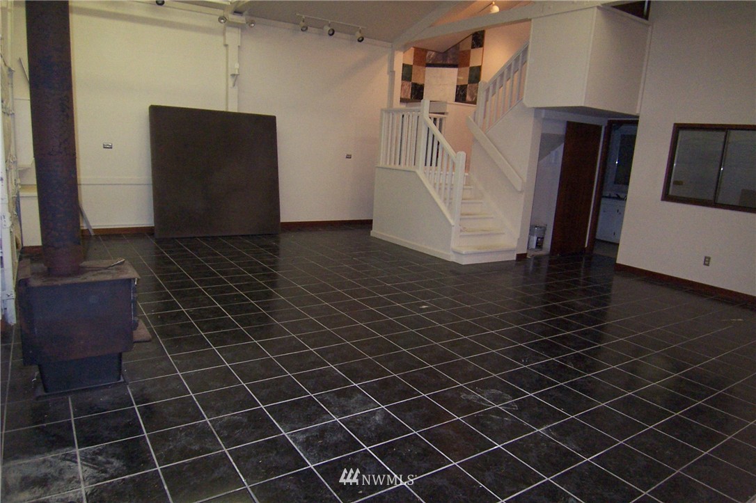 3525 Arvick Road Southeast Port Orchard, WA 98366 - Photo 10 of 25 Gallery Image 10