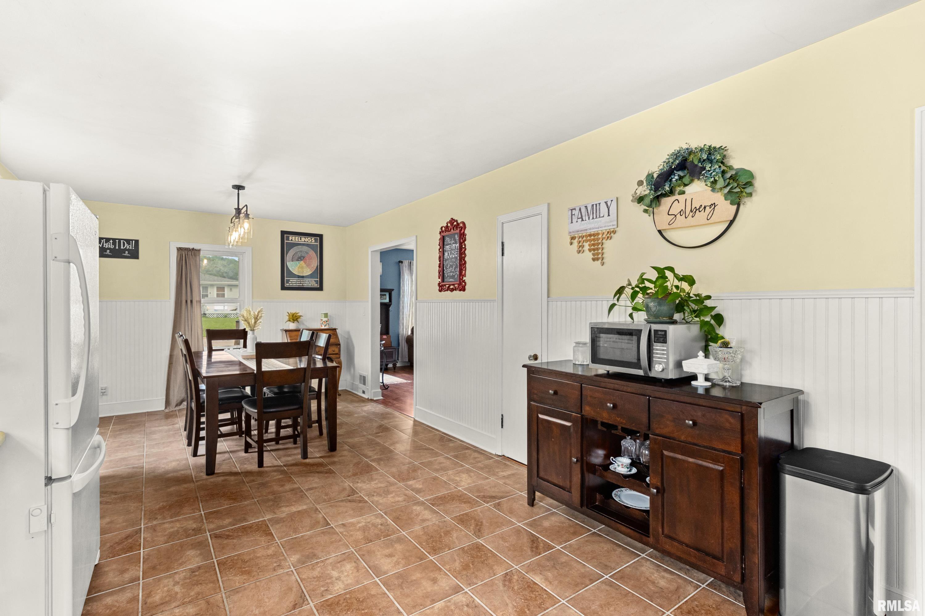 201 Brookview Road East Peoria, IL 61611 - Photo 15 of 46 Gallery Image 15