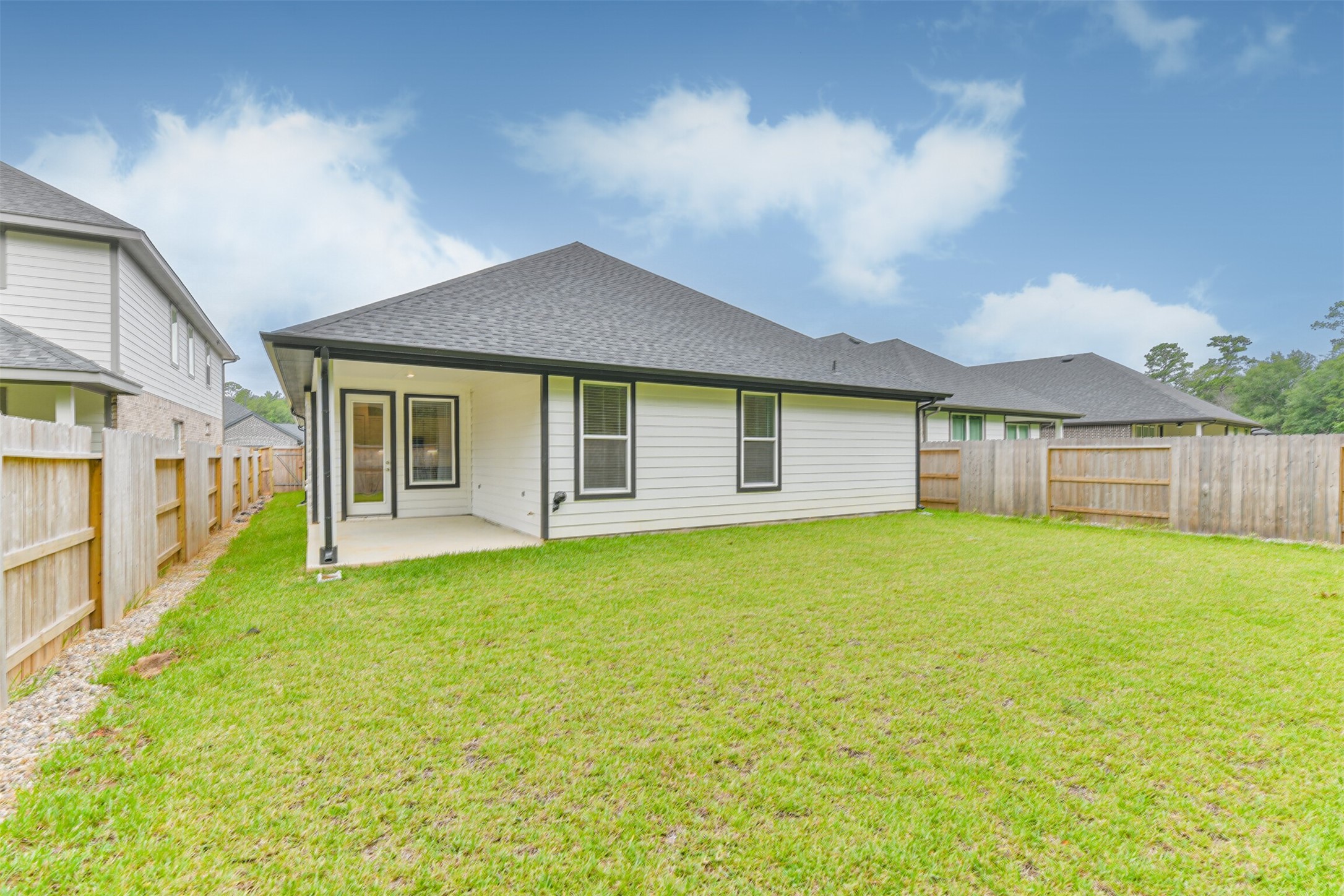 218 Springfield Terrace Drive Conroe, TX 77304 - Photo 34 of 39