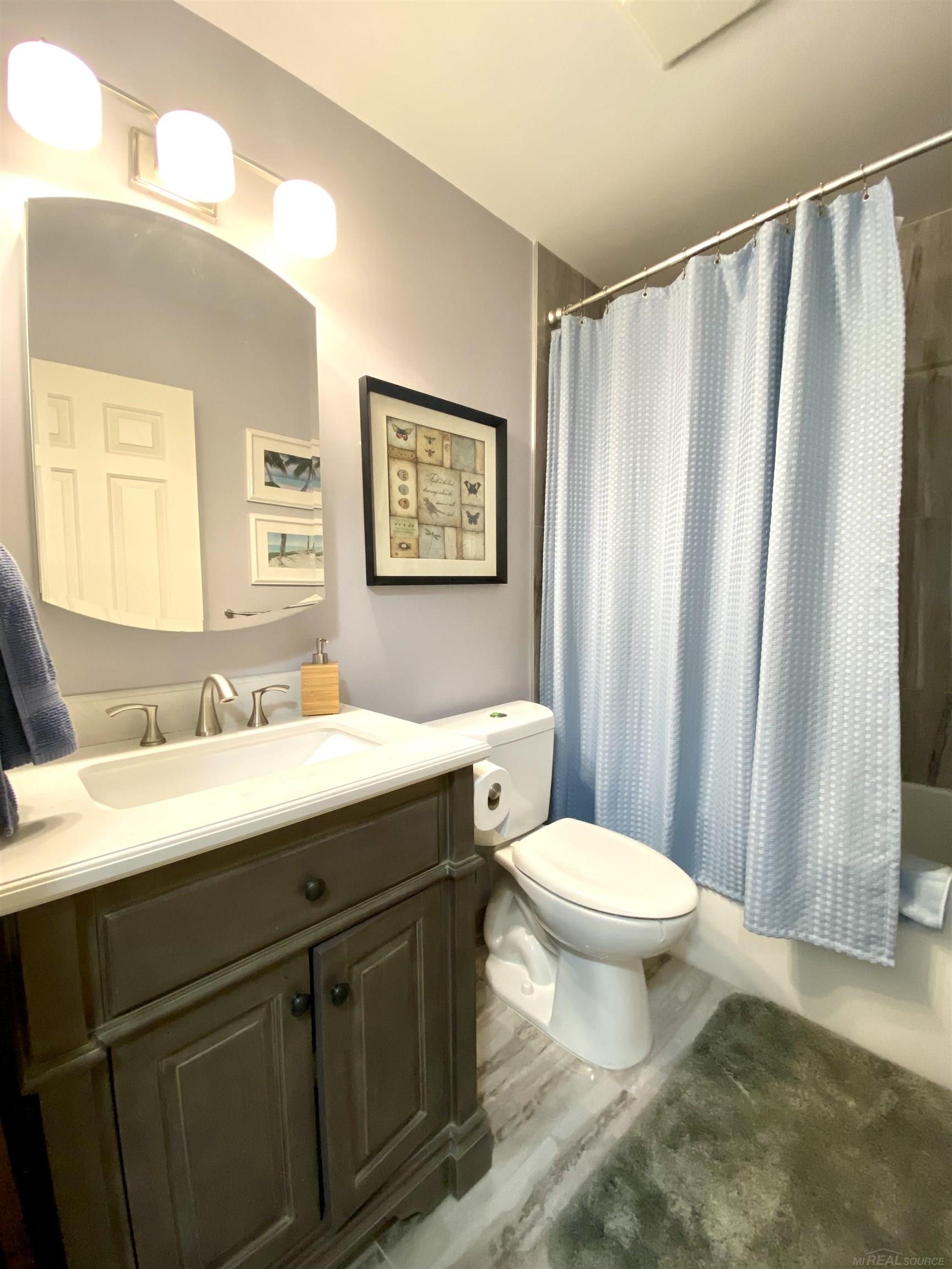 2330 Hillendale Drive Rochester Hills, MI 48309 - Photo 14 of 21