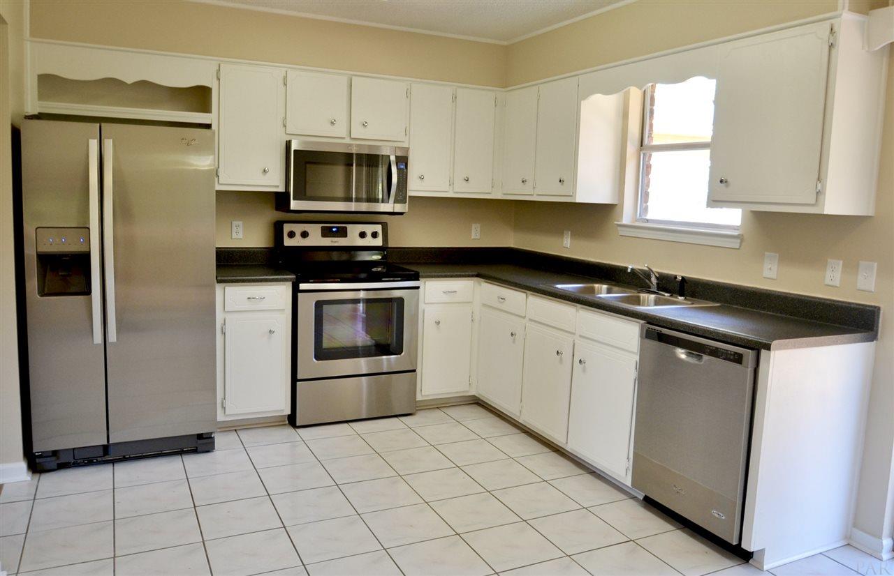 4062 Audiss Road Bagdad, FL 32583 - Photo 4 of 27 Gallery Image 4