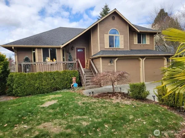 $3,400 | 1832 93rd Drive Southeast, Lake Stevens, WA 98258