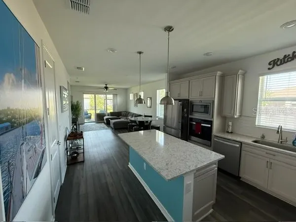 $425,000 | 9454 Ballaster Pointe Loop, Palmetto, FL 34221