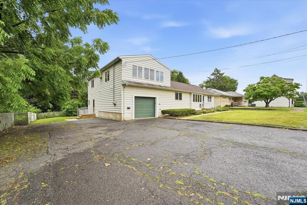 5 Lexington Avenue Wallington, NJ 07057 - Photo 46 of 48