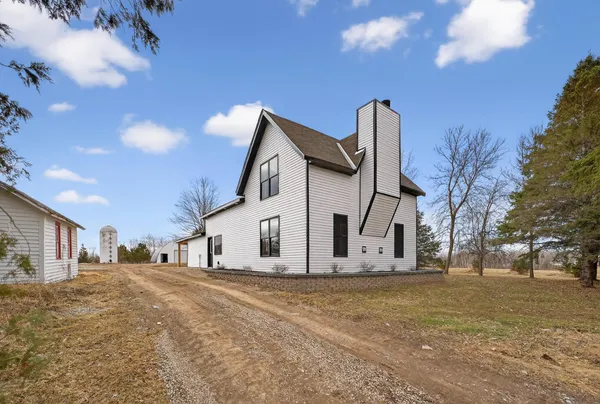 $475,000 | 5198 Highway 23, Brook Park, MN 55007