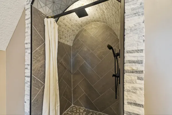 $475,000 | 5198 Highway 23, Brook Park, MN 55007