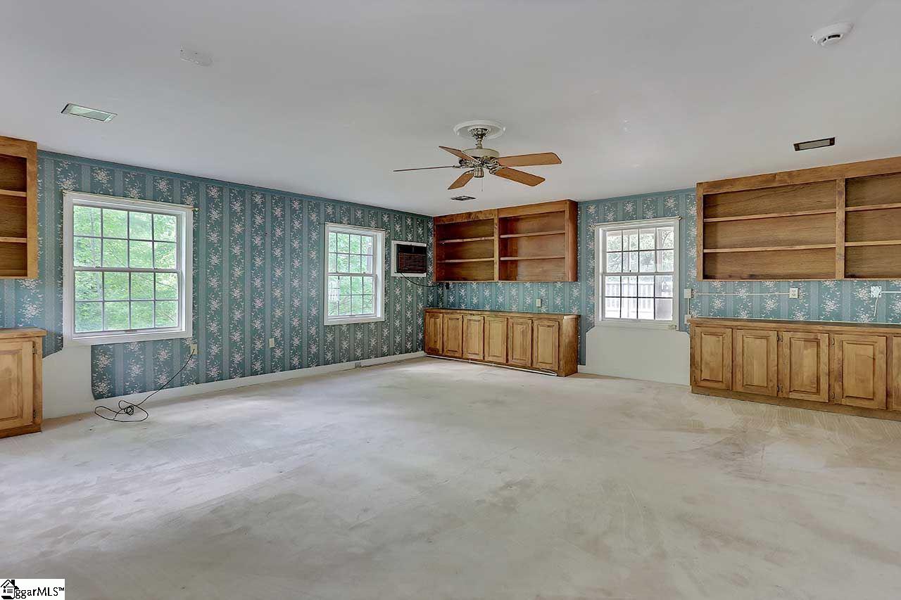 400 Altamont Road Greenville, SC 29609 - Photo 26 of 36 Could be converted to a 5th bedroom - Has its own entrance.
