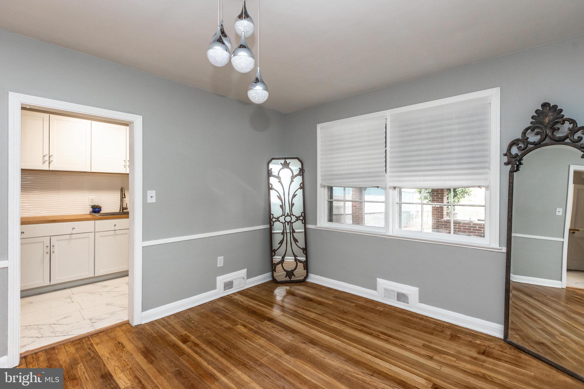 1626 Gleneagle Road Baltimore, MD 21239 - Photo 11 of 33