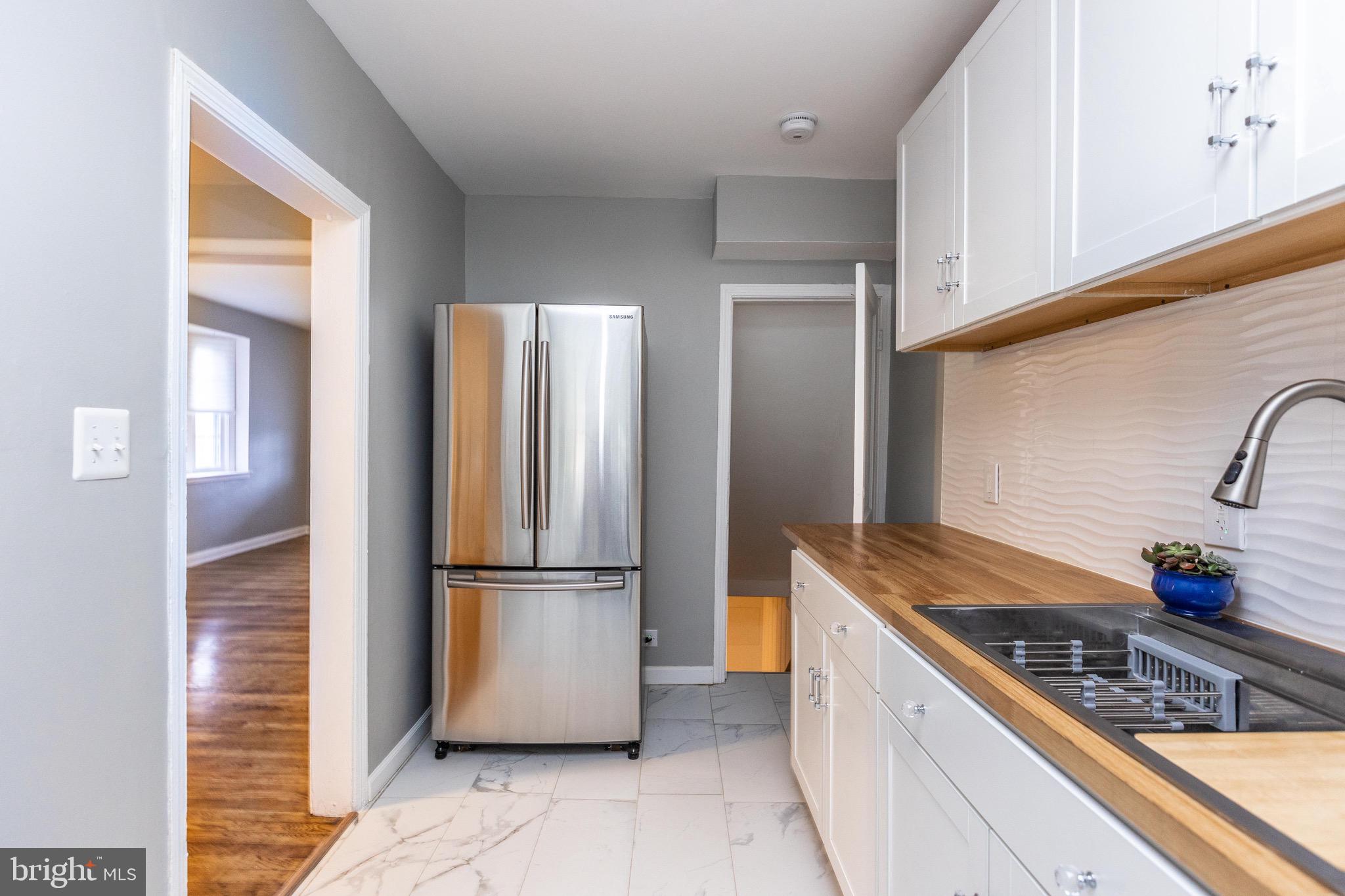 1626 Gleneagle Road Baltimore, MD 21239 - Photo 13 of 33