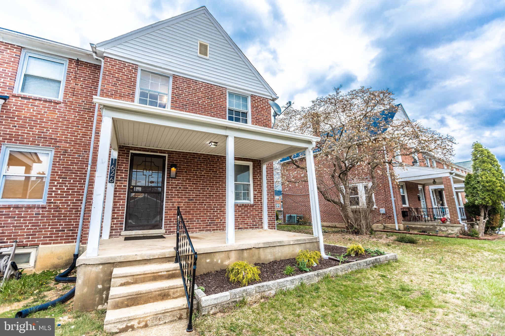 1626 Gleneagle Road Baltimore, MD 21239 - Photo 2 of 33