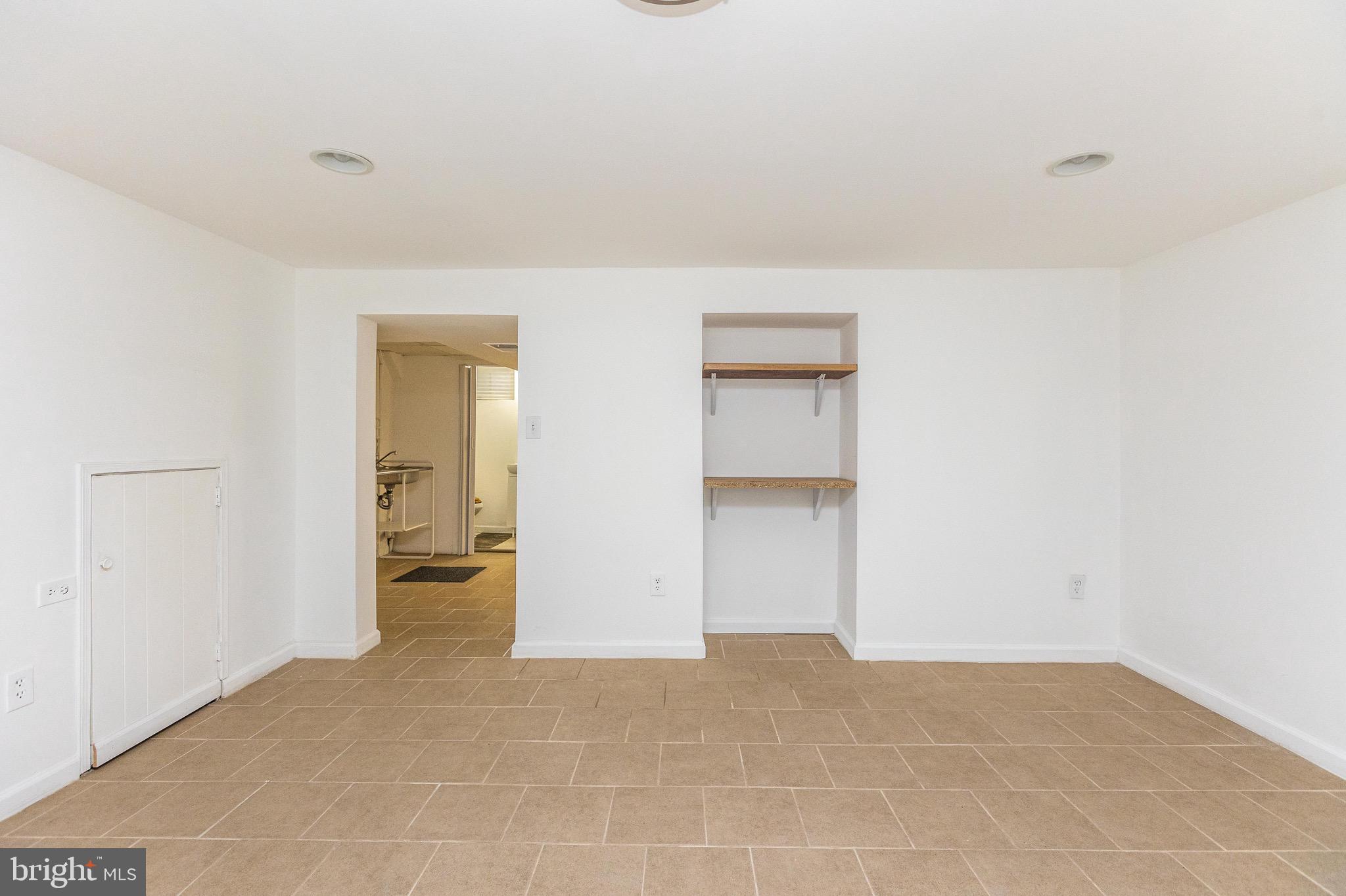 1626 Gleneagle Road Baltimore, MD 21239 - Photo 27 of 33