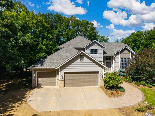 $745,000 | 2520 265th Street East, Webster, MN 55088