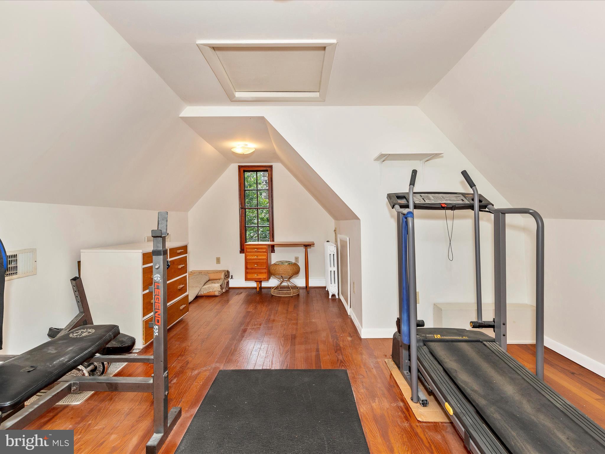 5100 Brook Green Road Baltimore, MD 21229 - Photo 36 of 54 5th Bedroom