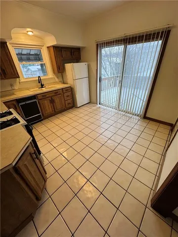 $1,350 | 547 Henry Street, Belle Vernon, PA 15012