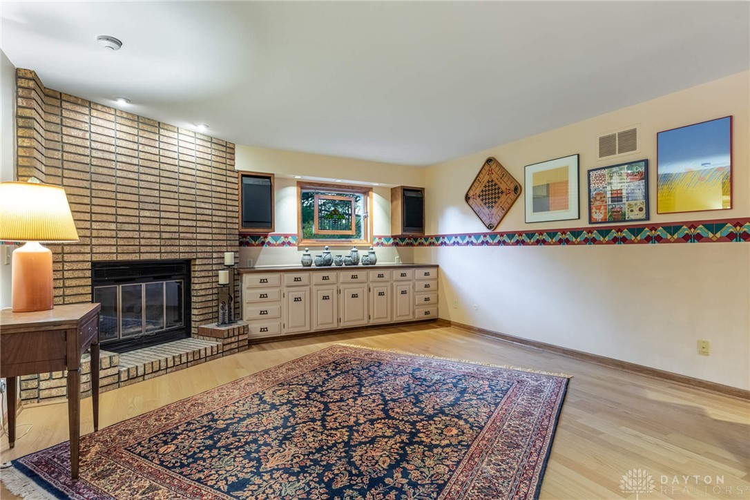 4951 Walnut Walk Kettering, OH 45429 - Photo 8 of 91