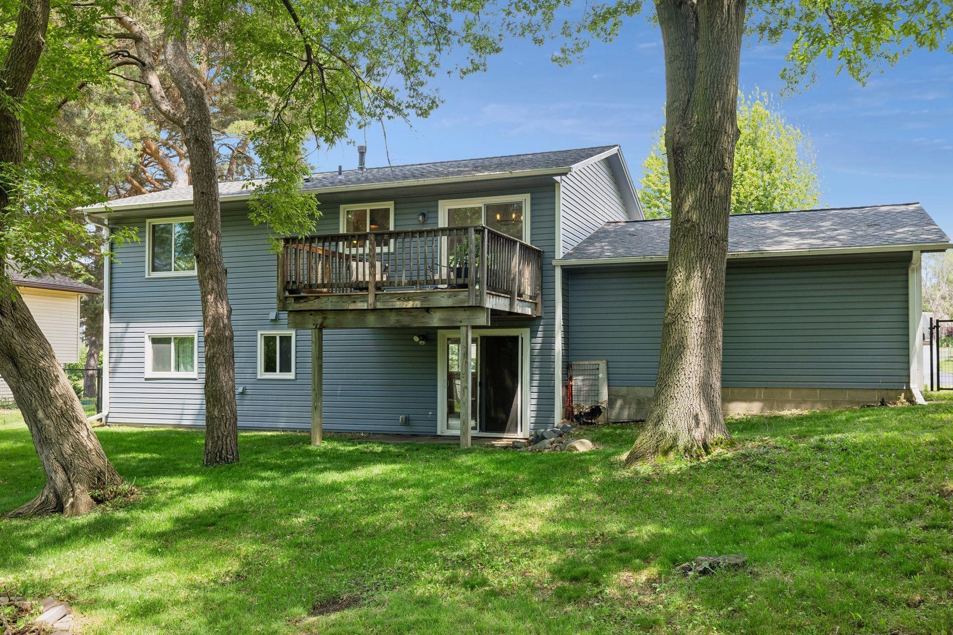 6919 Calgary Road Woodbury, MN 55125 - Photo 18 of 21