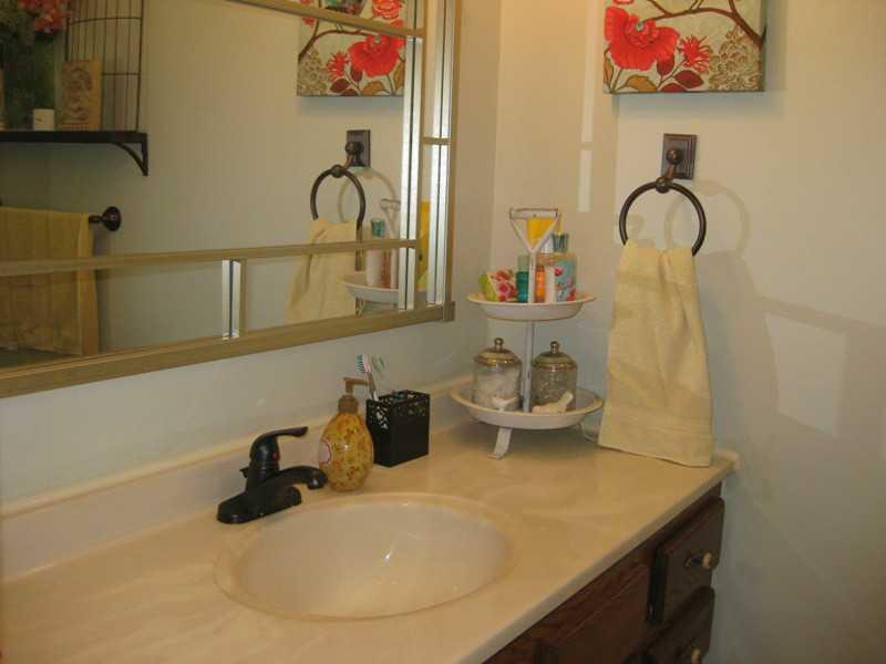 8031 Witherington Road Indianapolis, IN 46268 - Photo 12 of 19 Gallery Image 12