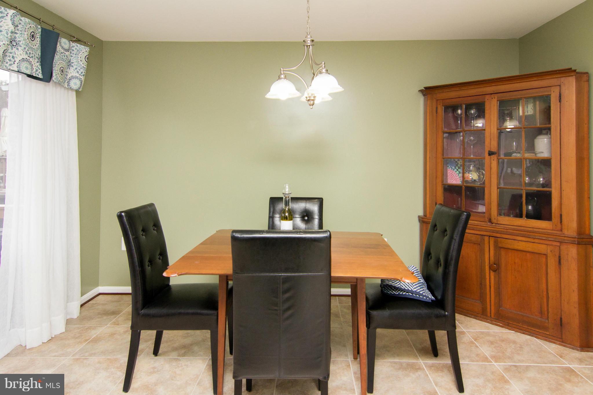 146 Carolstowne Road Reisterstown, MD 21136 - Photo 9 of 30 Dining Room