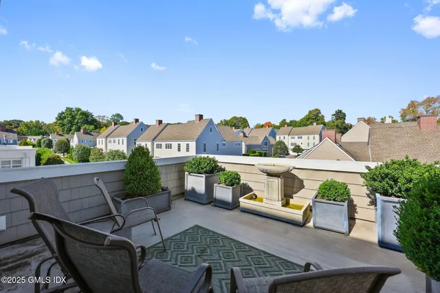 $1,450,000 | 77 Havemeyer Lane, Unit 420, Stamford, CT 06902