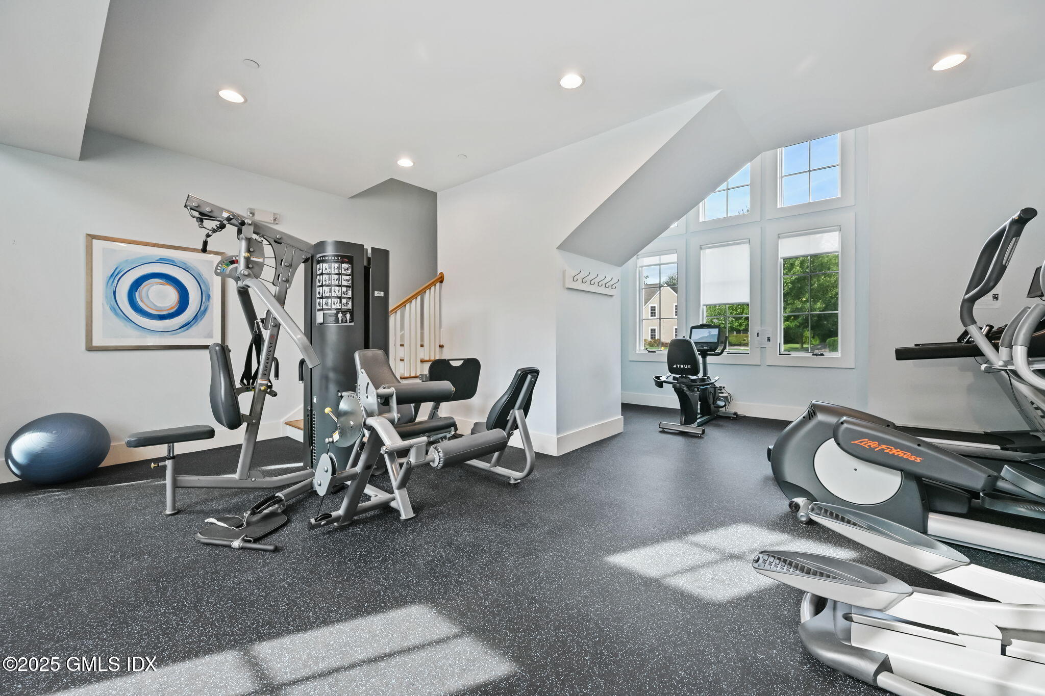 77 Havemeyer Lane, Unit 420 Stamford, CT 06902 - Photo 23 of 32 Clubhouse gym