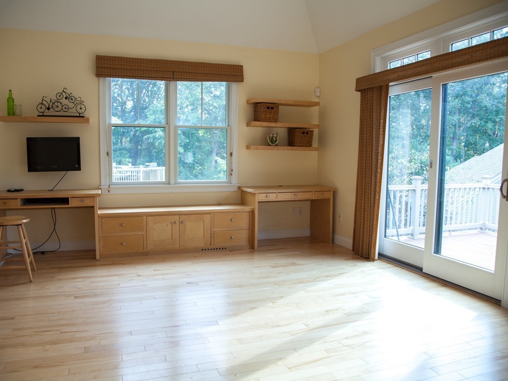 31 Summit Road, Unit 18 Belmont, MA 02478 - Photo 17 of 30 Gallery Image 17