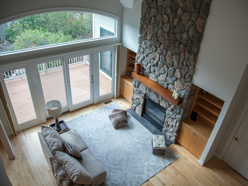 31 Summit Road, Unit 18 Belmont, MA 02478 - Photo 4 of 30 Gallery Image 4