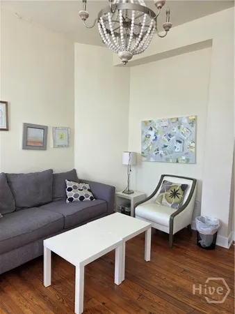 $1,900 | 125 East Broad Street, Unit 2C, Savannah, GA 31401
