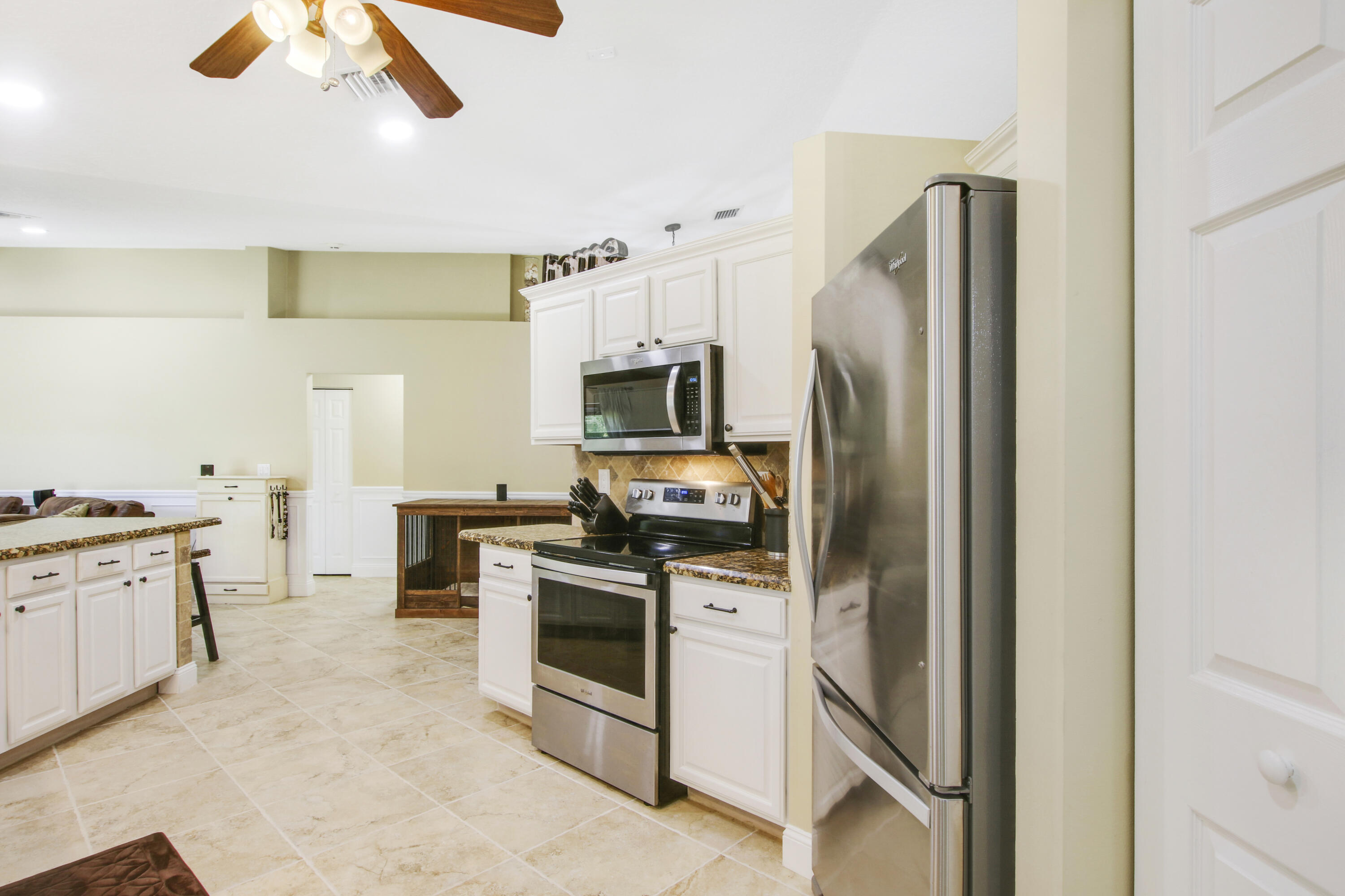 14345 86th Road North Loxahatchee, FL 33470 - Photo 12 of 59 House1-17