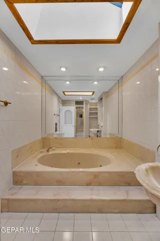 $575,000 | 2153 Trawood Drive, El Paso, TX 79935