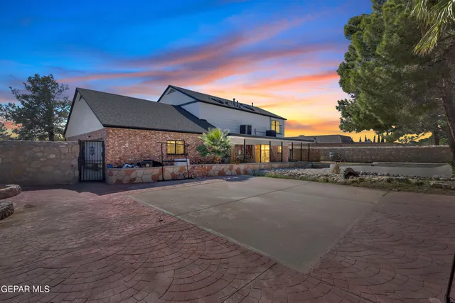 $575,000 | 2153 Trawood Drive, El Paso, TX 79935