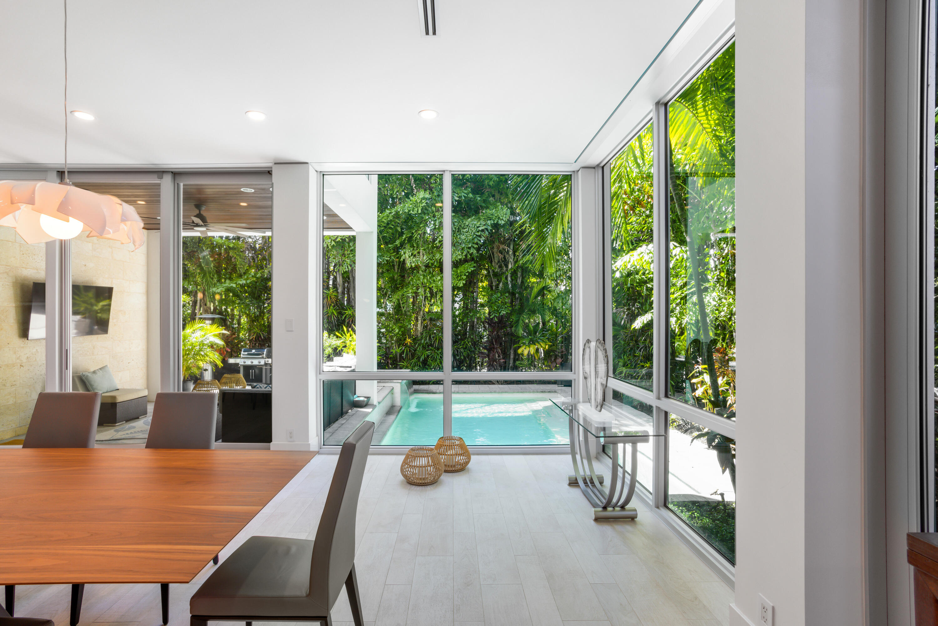 1005 Bucida Road Delray Beach, FL 33483 - Photo 6 of 21 mls_DINING_SIDE_DETAIL