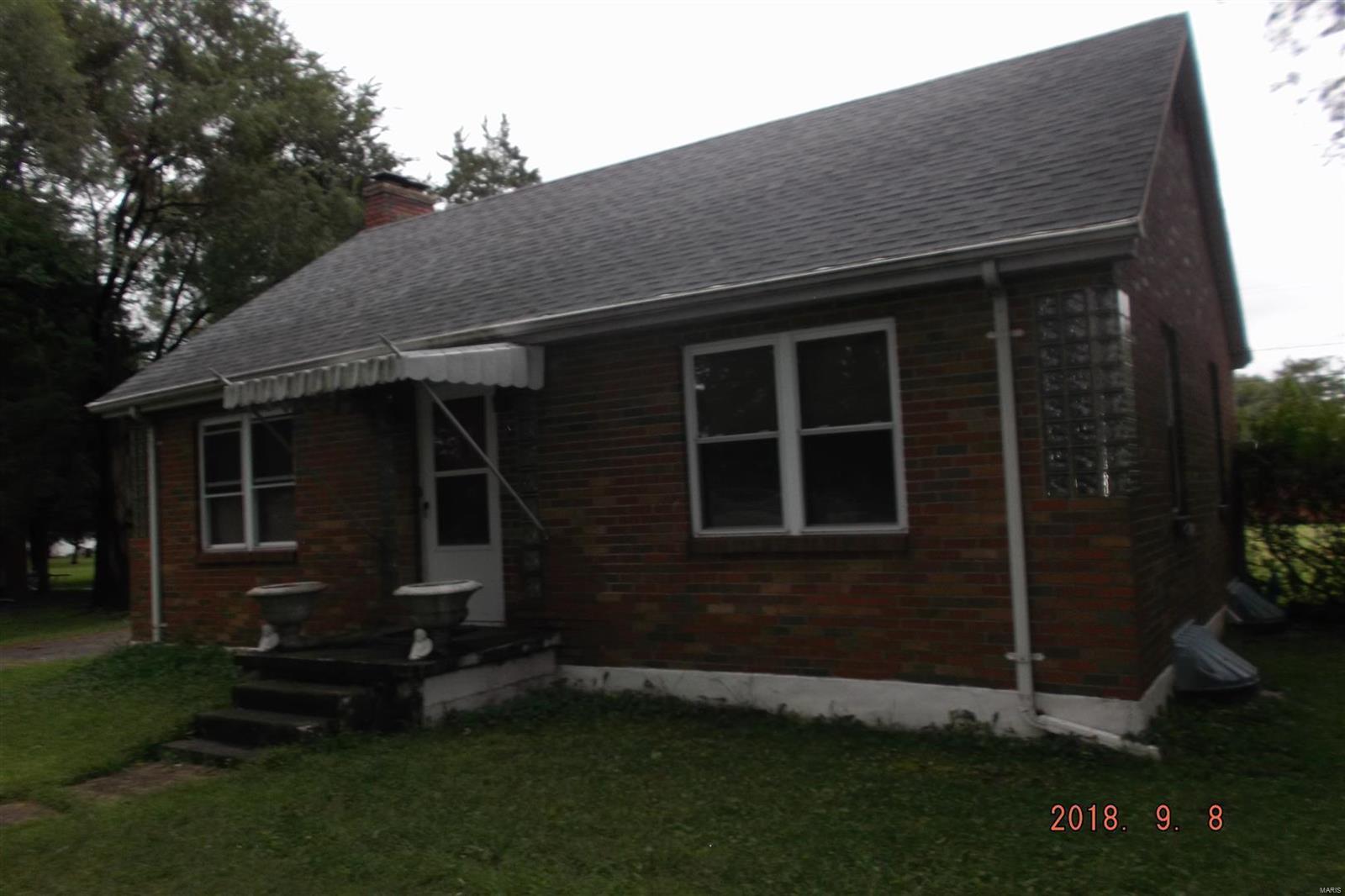 4748 Nameoki Road Granite City, IL 62040 - Photo 1 of 15 Gallery Image 1