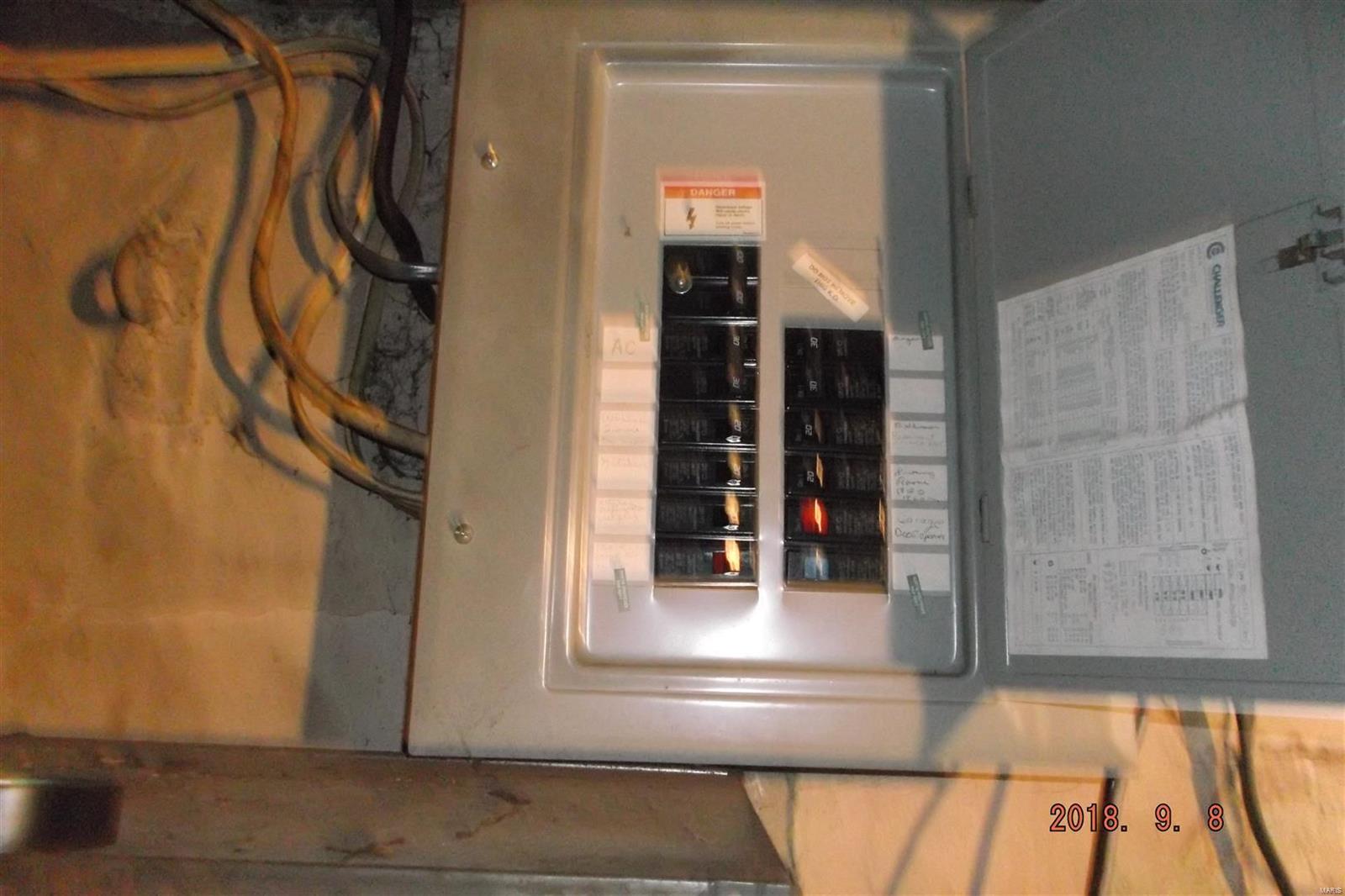 4748 Nameoki Road Granite City, IL 62040 - Photo 13 of 15 Gallery Image 13