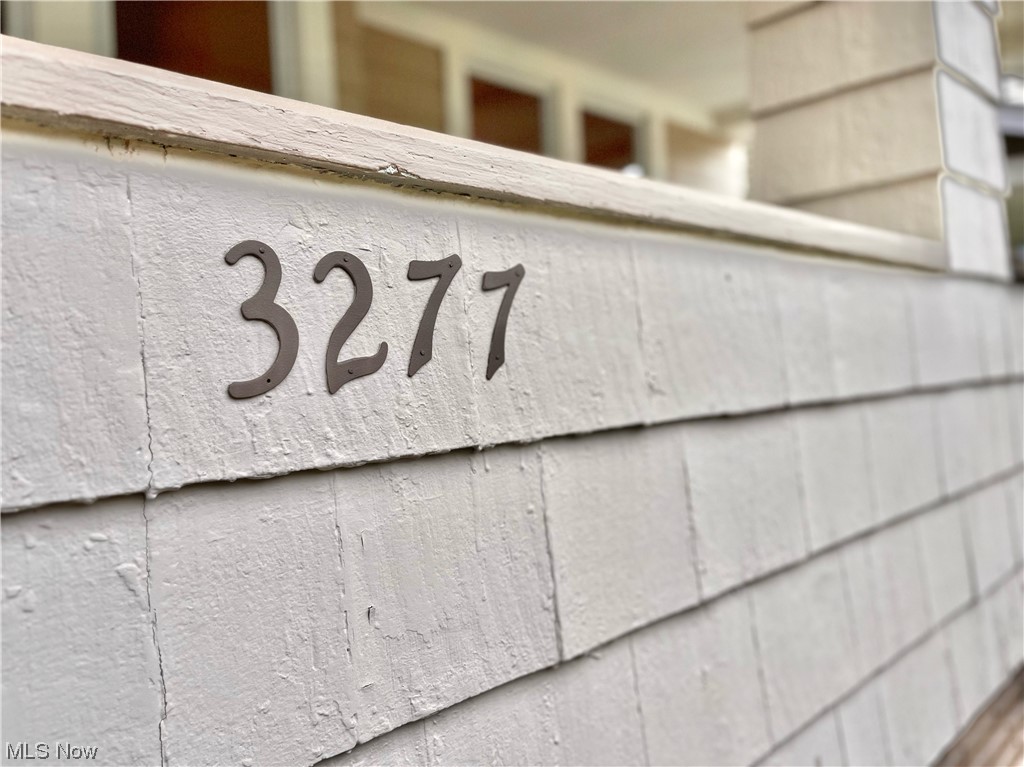 3277 Kildare Road Cleveland, OH 44118 - Photo 2 of 27 Gallery Image 2